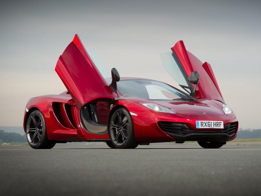  McLaren MP4-12C 2011 года  (UK) (фото 5 из 15)